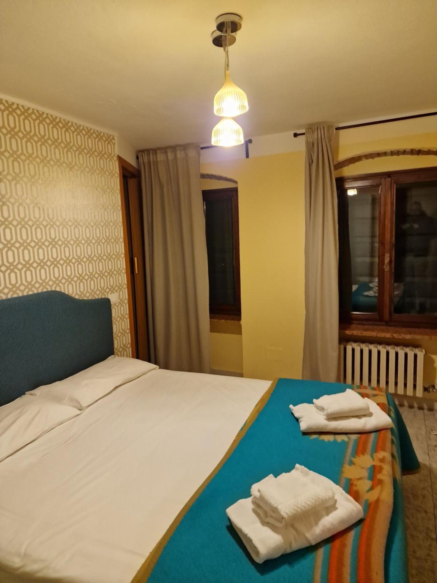 Locanda Al Centrale Каприно-Веронезе Экстерьер фото